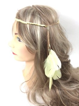 Fita de Cabelo Entrançada Estilo Ibiza com Penas - Amarelo Pastel (1 un)