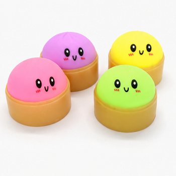RAGE - Squishy Bun Dumplings PEQUENO (Dim. 5.5 x 5.5 x 3 Cm) - Brinquedo Fidget Viral 2026 (24 un.)