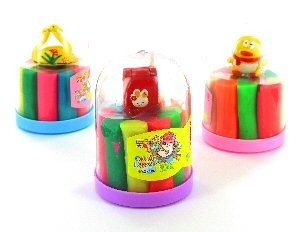 PLASTILINA NO COPO + SURPRESA GRÁTIS (40 ud.)