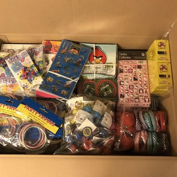 MEGA MIX DE BRINDES PARA FESTAS 500 UNID. + PRENDA GR&Aacute;TIS